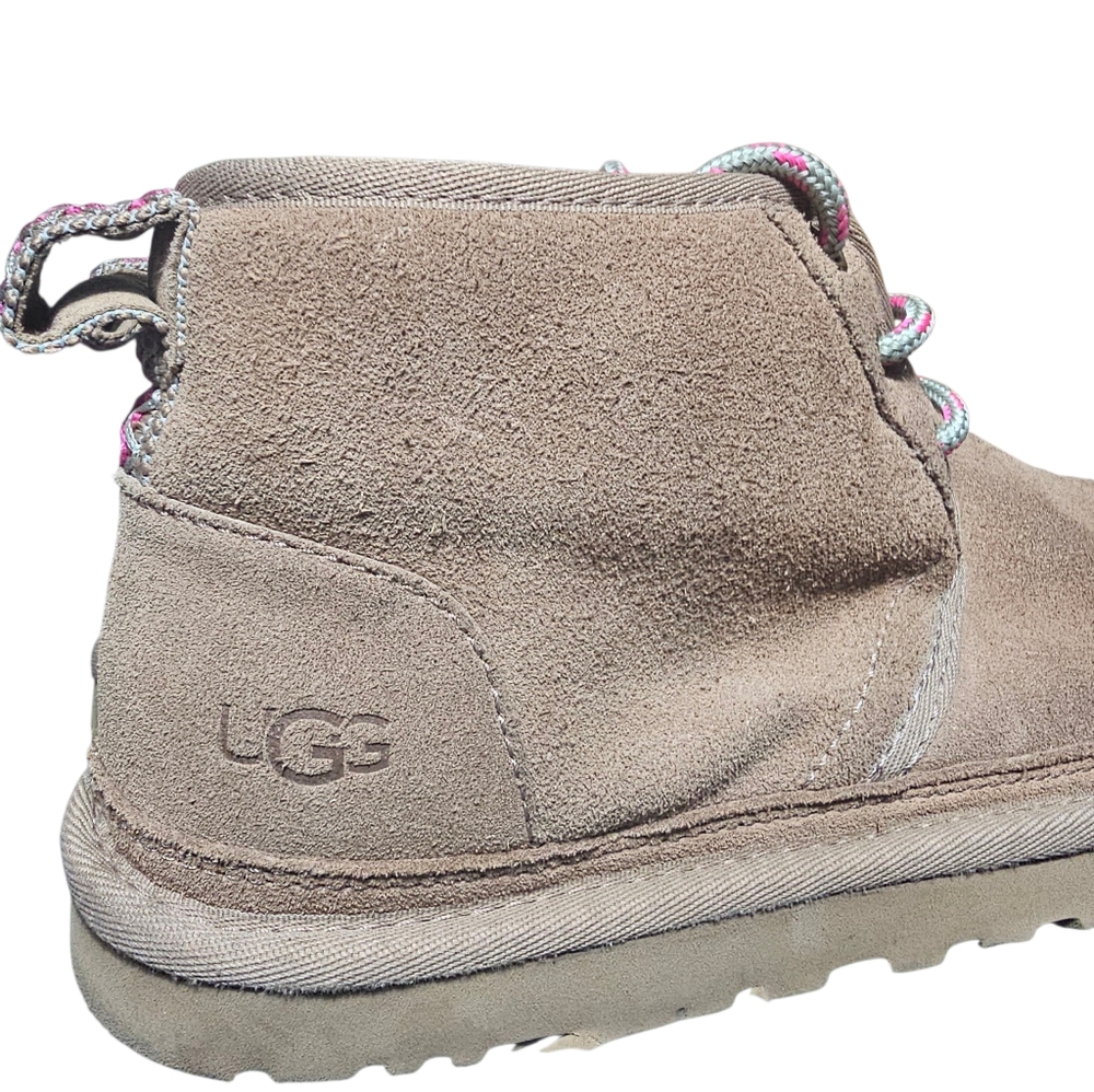 UGG Neumel Herritage Brown Size 8